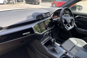 Audi Q3 35 TFSI Black Edition 5dr S Tronic [20" Alloy]