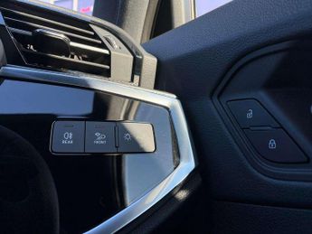 Audi Q3 35 TFSI S Line 5dr S Tronic [Leather]