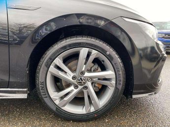Volkswagen Golf 1.5 eTSI 150 R-Line 5dr DSG