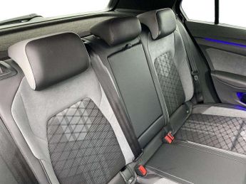 Volkswagen Golf 1.5 eTSI 150 R-Line 5dr DSG