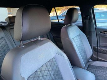 Volkswagen T-Roc 1.5 TSI R-Line 5dr DSG