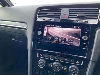 Volkswagen Golf 2.0 TSI 300 R 5dr 4MOTION DSG