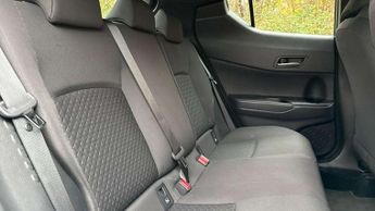 Toyota C-HR 1.8 Hybrid Icon 5dr CVT
