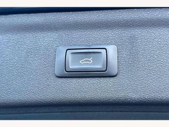 Audi Q3 2.0 TDI Quattro S Line Edition 5dr S Tronic