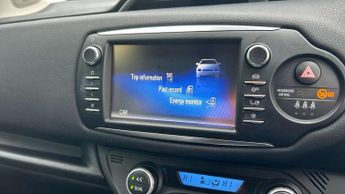 Toyota Yaris 1.5 Hybrid Y20 5dr CVT [Bi-tone]