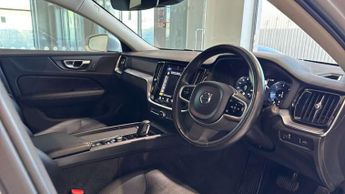 Volvo V60 2.0 B4D Momentum 5dr Auto