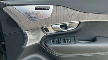 Volvo XC90 2.0 T8 [455] RC PHEV Ultimate Dark 5dr AWD Gtron