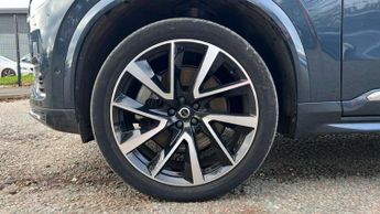 Volvo XC90 2.0 T8 [455] RC PHEV Ultimate Dark 5dr AWD Gtron