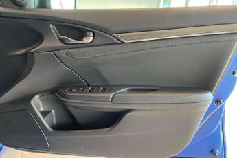 Honda Civic 1.5 VTEC Turbo Prestige 5dr CVT