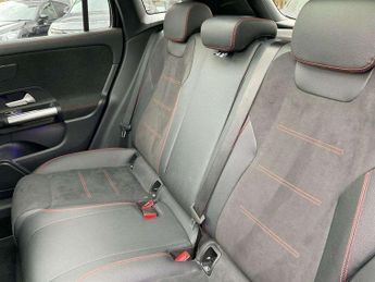 Mercedes-Benz GLA GLA 220d 4Matic AMG Line Premium Plus 5dr Auto
