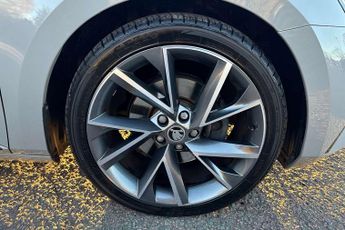 Skoda Superb 2.0 TDI CR Sport Line Plus 5dr DSG