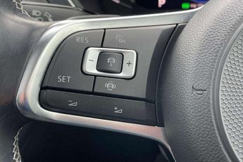 Volkswagen Tiguan 2.0 TSi 230 4Motion SEL 5dr DSG