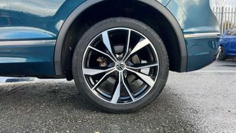 Volkswagen Tiguan 1.4 TSI eHybrid R-Line 5dr DSG