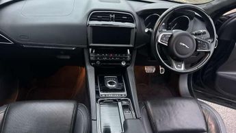 Jaguar F-Pace 2.0d R-Sport 5dr Auto AWD