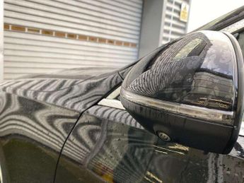 Mercedes-Benz C-Class Estate C300 AMG Line Premium 5dr 9G-Tronic