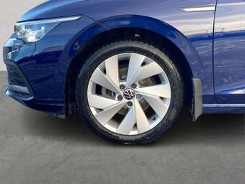 Volkswagen Golf 1.5 eTSI 150 Style 5dr DSG