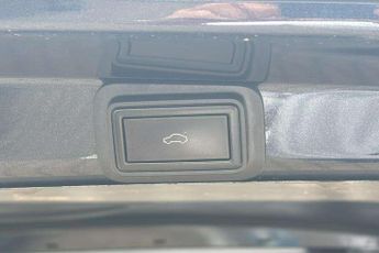 Volkswagen Transporter 2.0 BiTDI 199 Highline Kombi Van DSG