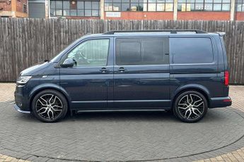 Volkswagen Transporter 2.0 BiTDI 199 Highline Kombi Van DSG