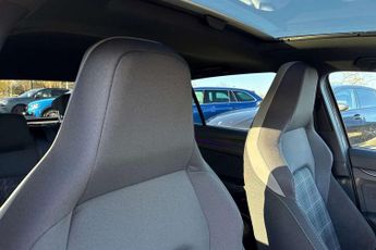 Volkswagen Golf 2.0 TDI 200 GTD 5dr DSG