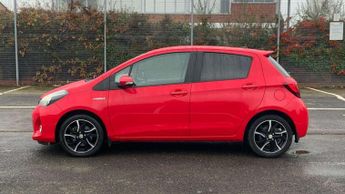 Toyota Yaris 1.5 Hybrid Design 5dr CVT