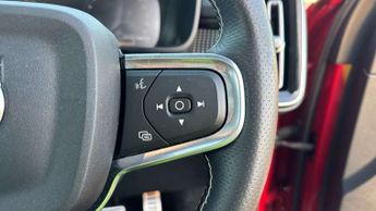 Volvo XC40 1.5 T3 [163] R DESIGN 5dr Geartronic