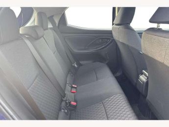 Toyota Yaris 1.5 Hybrid Icon 5dr CVT