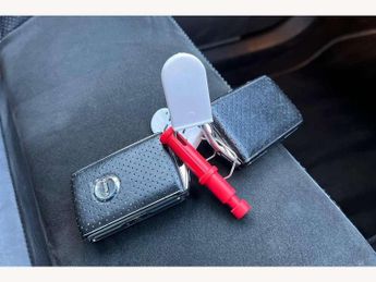 Volvo XC60 2.0 D4 R DESIGN 5dr AWD Geartronic