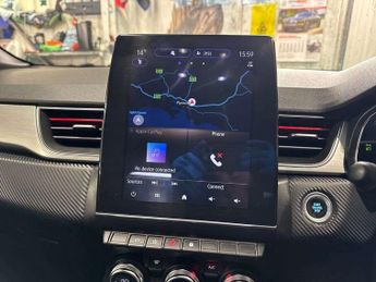 Renault Captur 1.6 E-TECH Hybrid 145 R.S. Line 5dr Auto