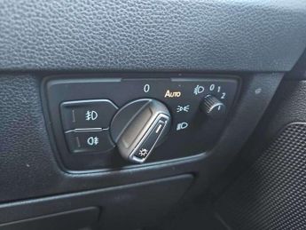 Volkswagen Passat Estate 2.0 TDI SE Business 5dr DSG