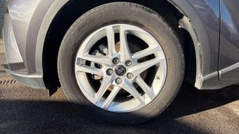 Toyota C-HR 1.8 Hybrid Icon 5dr CVT