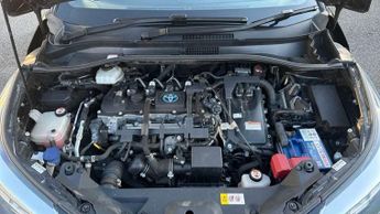 Toyota C-HR 1.8 Hybrid Design 5dr CVT