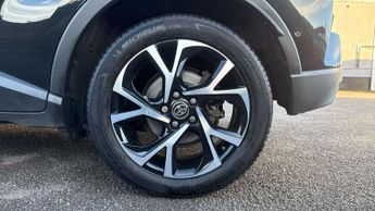 Toyota C-HR 1.8 Hybrid Design 5dr CVT