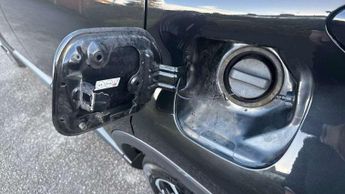 Toyota C-HR 1.8 Hybrid Design 5dr CVT