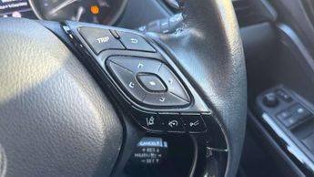 Toyota C-HR 1.8 Hybrid Design 5dr CVT