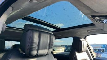 Land Rover Range Rover Sport 3.0 D300 Autobiography Dynamic 5dr Auto