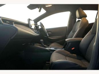 Toyota Corolla 1.8 VVT-i Hybrid Design 5dr CVT
