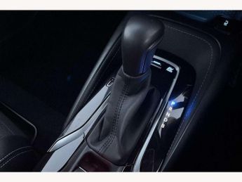 Toyota Corolla 1.8 VVT-i Hybrid Design 5dr CVT