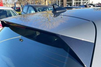 Volkswagen Golf 1.5 eTSI 150 Life 5dr DSG