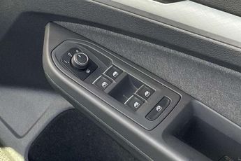 Volkswagen Golf 1.5 eTSI 150 Life 5dr DSG