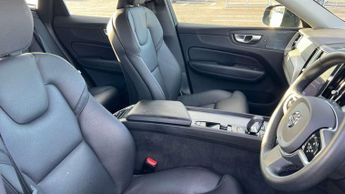 Volvo XC60 2.0 B4D Plus Dark 5dr AWD Geartronic