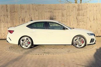 Skoda Octavia vRS 2.0 TSI vRS 5dr DSG