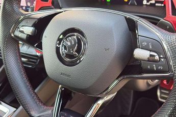 Skoda Octavia vRS 2.0 TSI vRS 5dr DSG