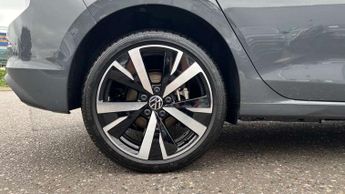Volkswagen Golf 1.5 TSI 204 Match eHybrid 5dr DSG