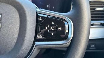 Volvo XC90 2.0 B5P [250] Plus Dark 5dr AWD Geartronic