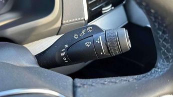 Volvo XC90 2.0 B5P [250] Plus Dark 5dr AWD Geartronic