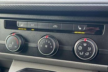 Volkswagen Transporter 2.0 TDI 150 Highline Van DSG