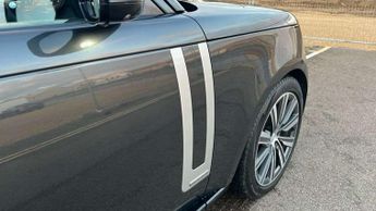 Land Rover Range Rover 3.0 P440e Autobiography 4dr Auto
