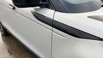 Land Rover Range Rover Evoque 2.0 D200 R-Dynamic SE 5dr Auto