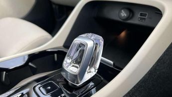 Volvo XC40 Recharge 1.5 T4 Recharge PHEV Plus Dark 5dr Auto