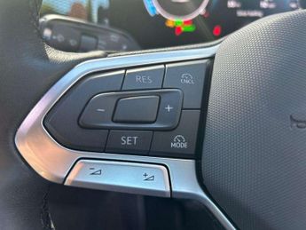 Volkswagen Tiguan 1.5 eTSI 5dr DSG